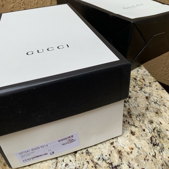 Authentic Sliders Size 11 - Picture 3 of 4